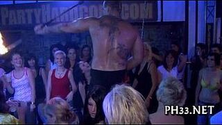 cheeks engulfing shlong in club - porn video