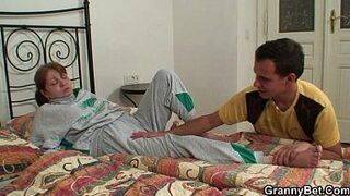 rides his hard meat - porn video