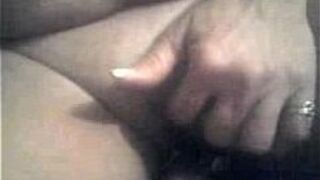 luana masturbating for me - porn video