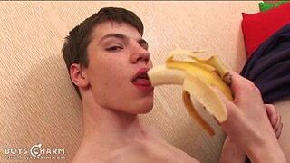 Twink teaser peels a banana and beats his meat - porn video
